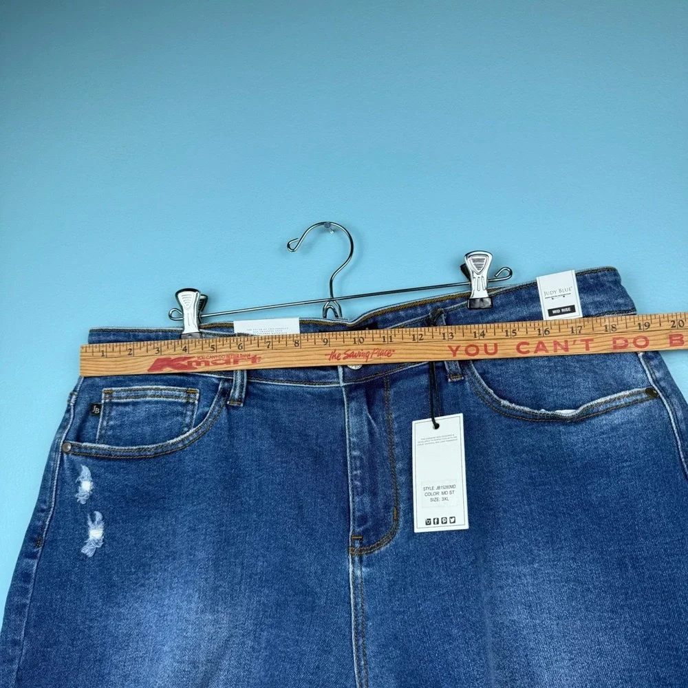 Judy Blue Mid Rise Distressed Raw Hem Denim‎ Shorts Blue 3XL JB15280MD Stretch